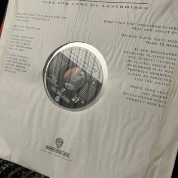 RARE Tiny Toon Adventures: How I Spent My Vacation (1991) - Laserdisc - Picture 6 of 6